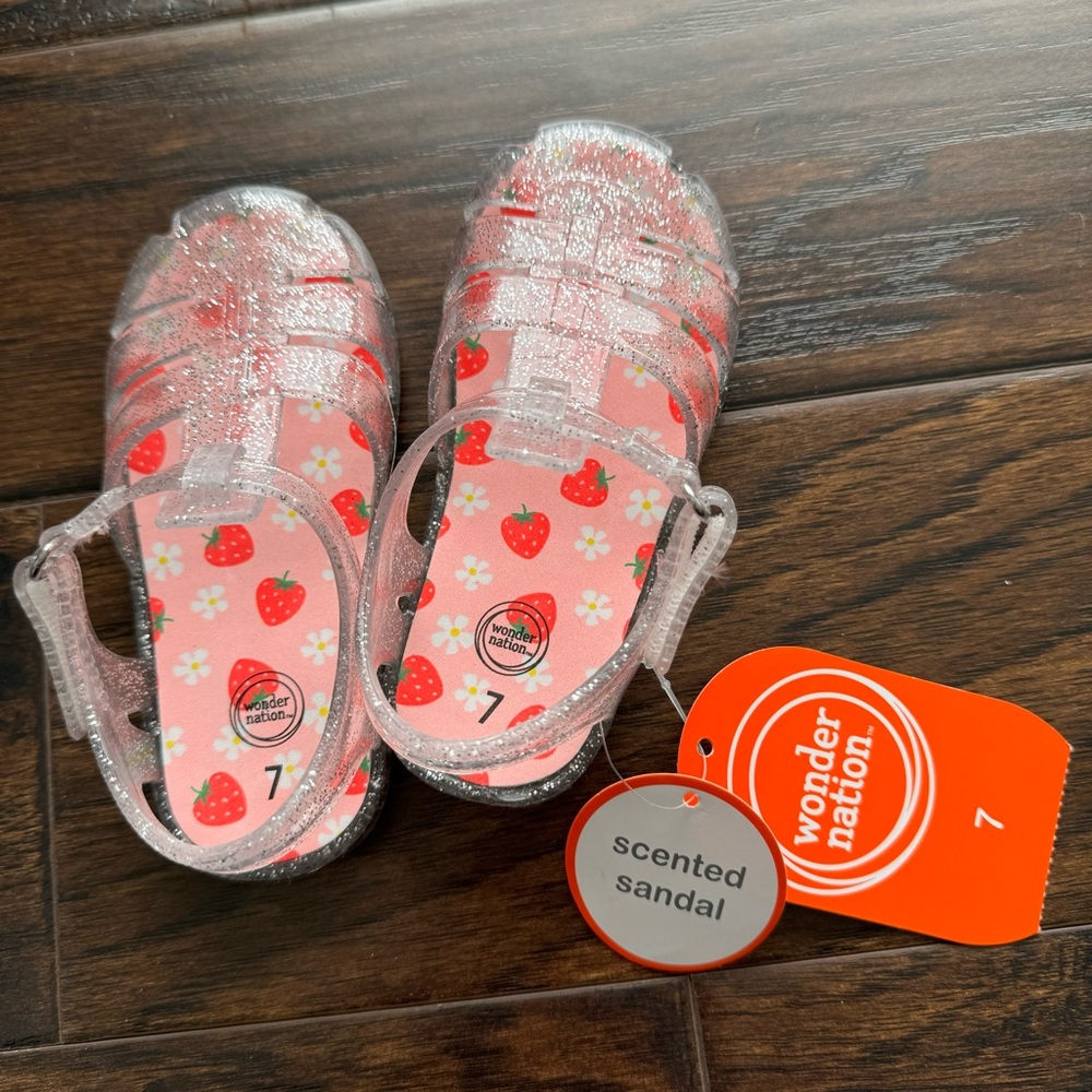 Wonder Nation glitter jellies